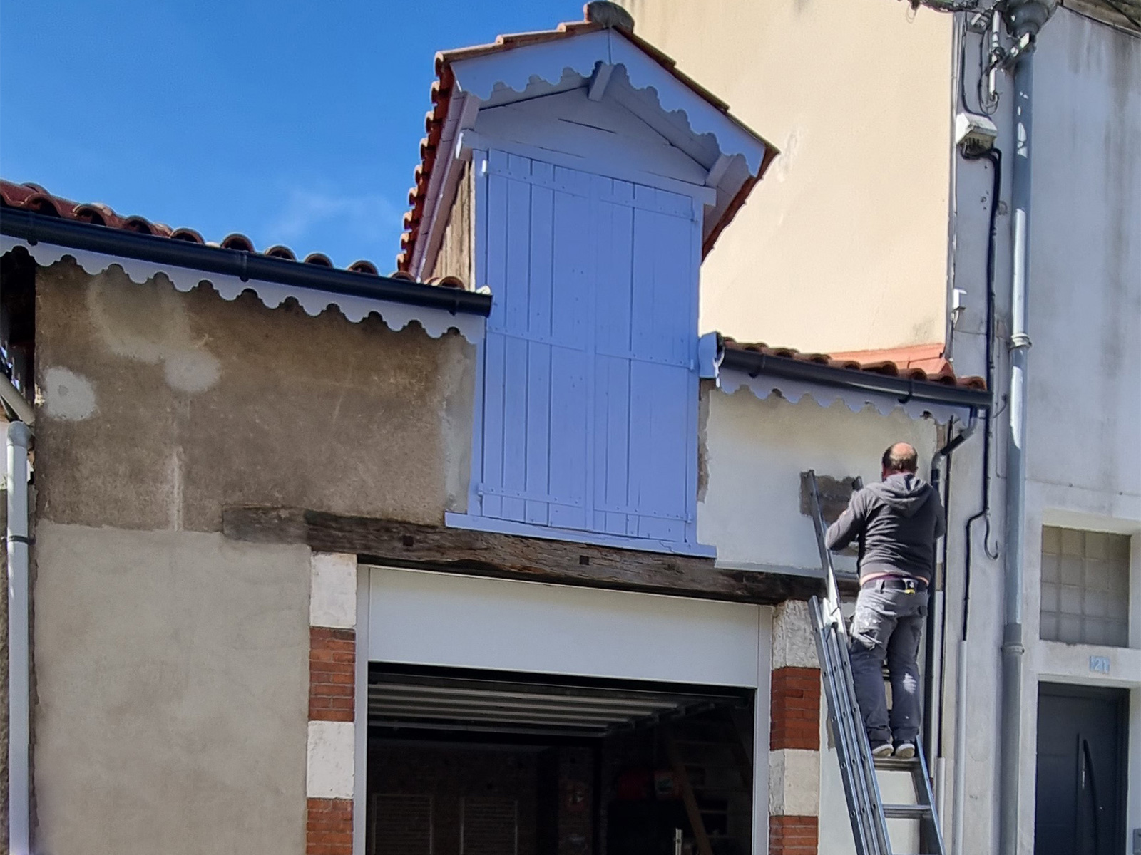 Travaux de rénovation de façade à Puygouzon